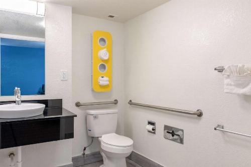 Motel 6-North Little Rock, AR - McCain image 11