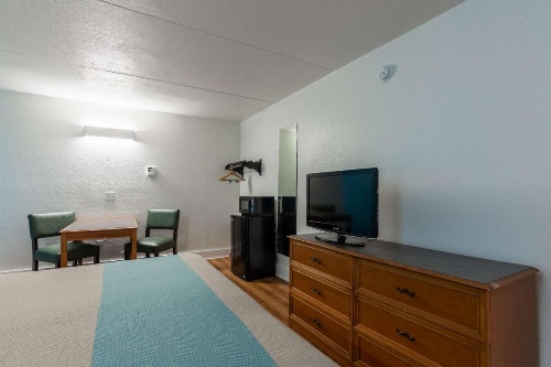 Motel 6-North Little Rock, AR - McCain image 28